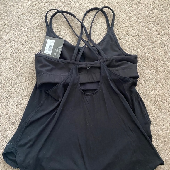 Eddie Bauer workout tank - Picture 2 of 3